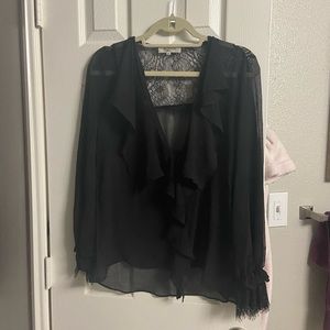 Long sleeve sheet black low cut blouse